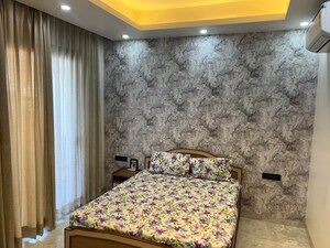 Bedroom in 3 BHK Builder Floor at Sector 40 – for Rent