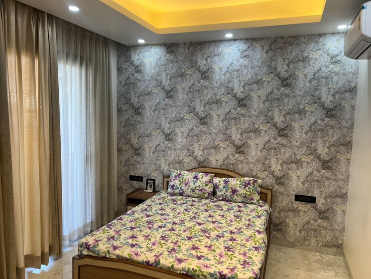 Bedroom, sector 40 3 Bedroom 2200 Sq.Ft. Builder Floor In Sector 40 Gurgaon 9209031
