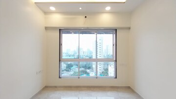 Room in 2.5 BHK Apartment at Anand CHS Goregaon, Goregaon East – for Rent
