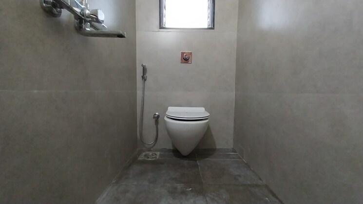 Bathroom, anand-chs-goregaon 2.5 Bedroom 700 Sq.Ft. Apartment In Goregaon East Mumbai 9209076
