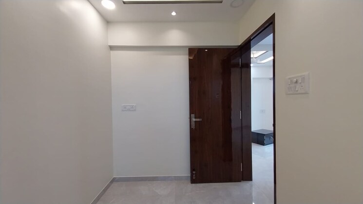 Room, anand-chs-goregaon 2.5 Bedroom 700 Sq.Ft. Apartment In Goregaon East Mumbai 9209076