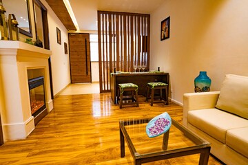 Living Room in 3.5 BHK Builder Floor at Sector 15 – for Rent