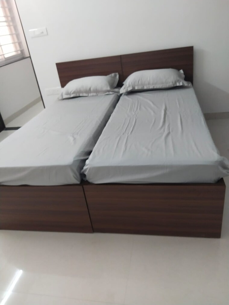 Bedroom, ten-madhapur 1 Bedroom 600 Sq.Ft. Apartment In Madhapur Hyderabad 9209157