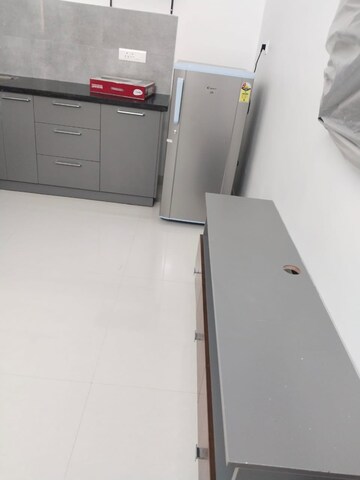 Room in 1 BHK Apartment at Ten Madhapur, Madhapur – for Rent