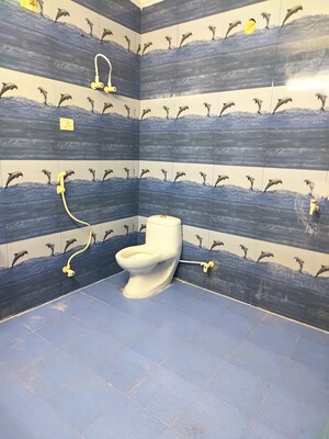 Team Area in 2 BHK Builder Floor at RWA Apartments Sector 52, Sector 52 – for Rent