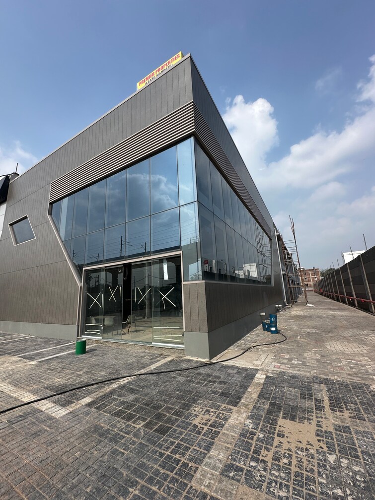 Cover Image, sector 27a Commercial Showroom 80000 Sq.Ft. In Sector 27a Faridabad 9209189
