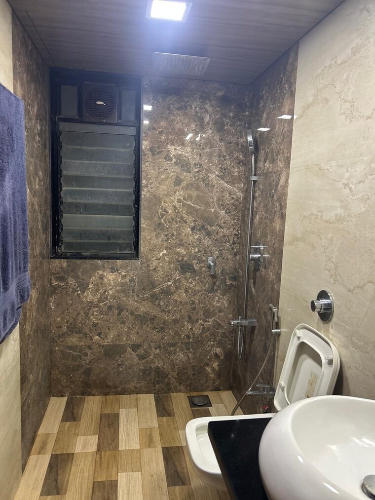Bathroom, vasant-valley-complex 3 Bedroom 1250 Sq.Ft. Apartment In Malad East Mumbai 9209202