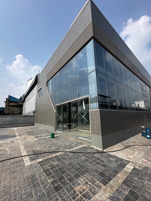  Showroom – Exterior View View at Sector 27a - for Rent