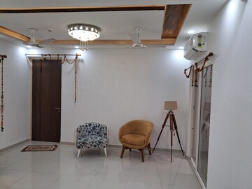 Living Room in 3 BHK Apartment at Unitech Escape, Sector 50 – for Sale