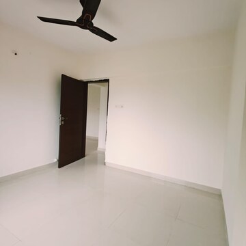 Room in 2 BHK Apartment at Gajanan Deep, Sinhagad Road – for Sale
