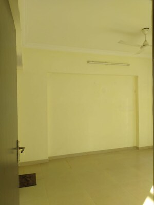 Room in 2 BHK Apartment at Kamanwala Manavsthal, Malad West – for Rent