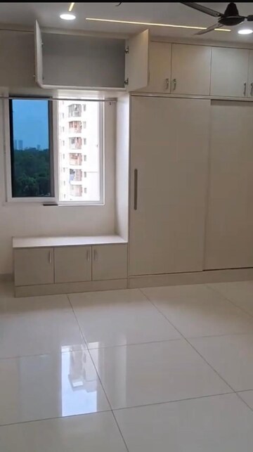 Room in 3 BHK Apartment at Aparna Sarovar Zicon, Nallagandla – for Rent