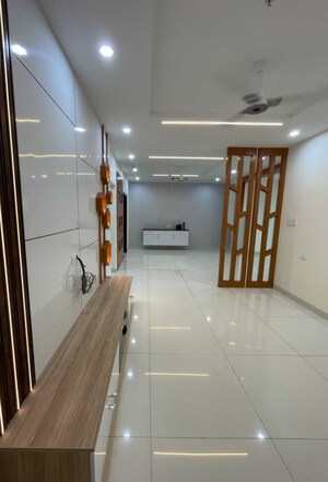 Furnished Amenities in 3 BHK Apartment at Honer Aquantis, Gopanpally – for Rent