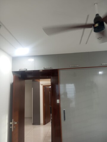Furnished Amenities in 2.5 BHK Apartment at Aparna Sarovar Zenith, Nallagandla – for Rent