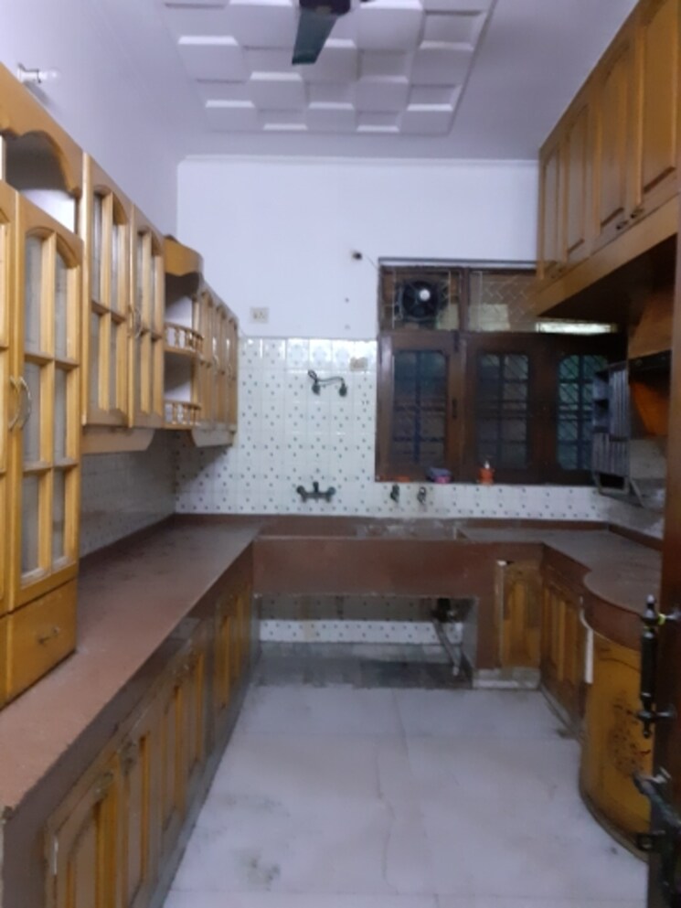 Kitchen, sector 29 4 Bedroom 3150 Sq.Ft. Builder Floor In Sector 29 Faridabad 9209373