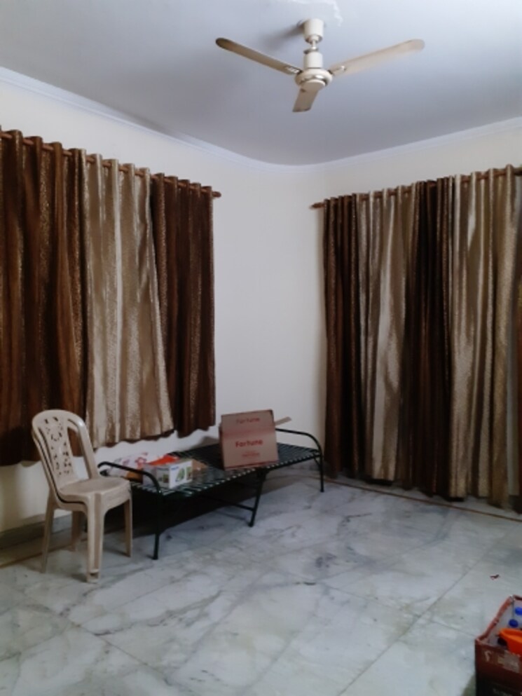 Living Room, sector 29 4 Bedroom 3150 Sq.Ft. Builder Floor In Sector 29 Faridabad 9209373