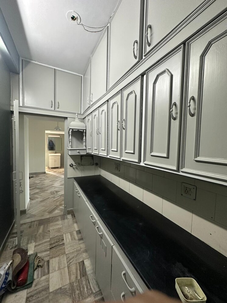 Kitchen, university road 3 Bedroom 1700 Sq.Ft. Apartment In University Road Lucknow 9209419