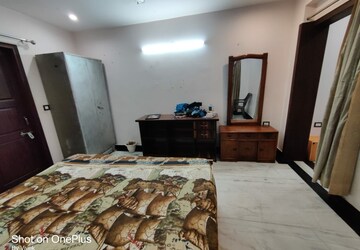 Bedroom in 1.5 BHK Builder Floor at Sector 28 – for Rent