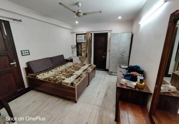 Bedroom in 1.5 BHK Builder Floor at Sector 28 – for Rent