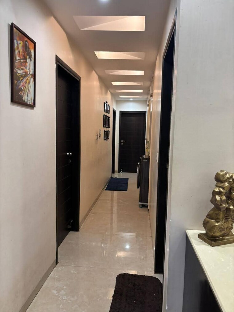 Exterior View, dlf-oakwood-estate 4 Bedroom 1767 Sq.Ft. Apartment In Dlf Phase ii Gurgaon 9209489