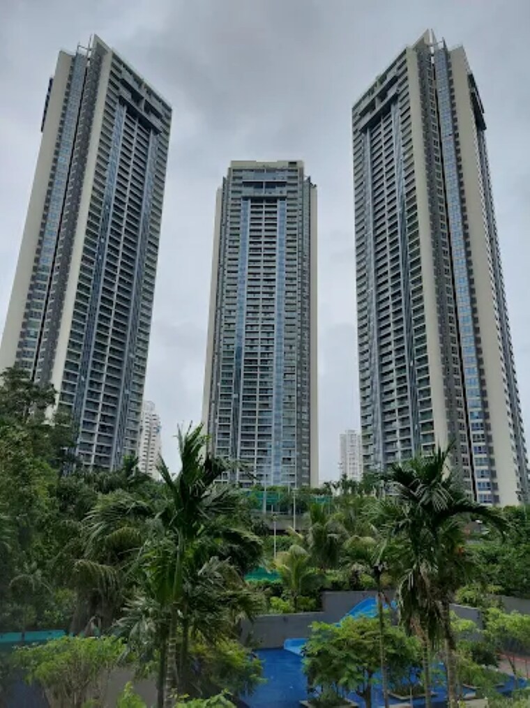 Exterior View, oberoi-realty-esquire 3 Bedroom 1367 Sq.Ft. Apartment In Goregaon East Mumbai 9209475