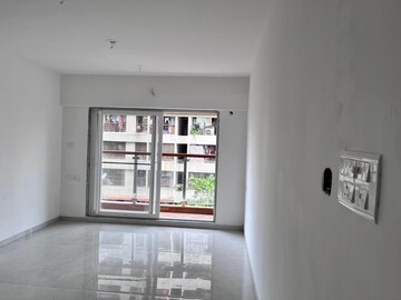 Bedroom in 2 BHK Apartment at Vaibhavlaxmi Queens Glory, Chembur – for Sale