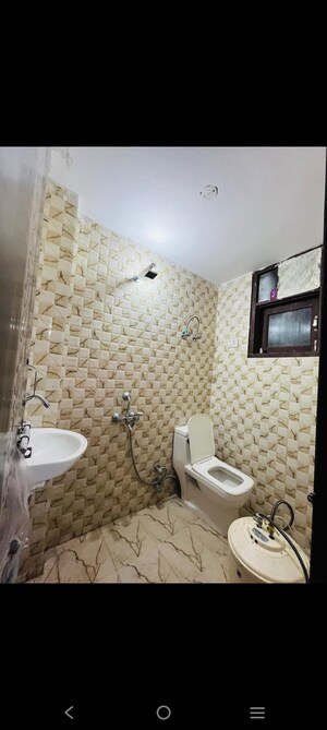 Bathroom in 1 BHK Builder Floor at Saket – for Rent