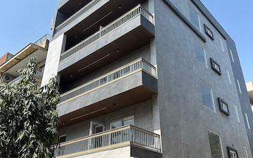 3 BHK Apartment For Rent in Raavi Apartments, Vikas Puri