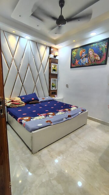 Bedroom in 3 BHK Builder Floor at Dwarka Mor – for Rent