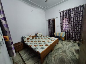 Bedroom in 2.5 BHK Independent House at Gomti Nagar – for Rent