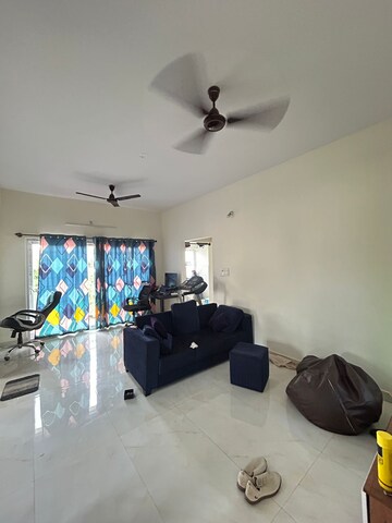 Living Room in 2 BHK Apartment at Indiranagar – for Rent