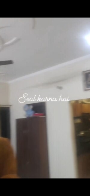 Furnished Amenities in 3 BHK Apartment at Kunti Apartments, Eldeco ii – for Sale