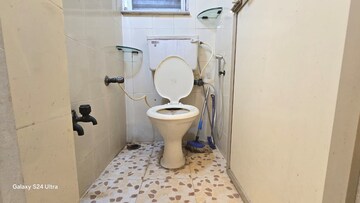 Bathroom in 1 BHK Apartment at Haridwar Apartments, Evershine Nagar – for Rent