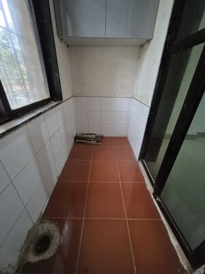Building Lobby in 1 BHK Apartment at Thakur Gayatri Satsang, Kandivali East – for Sale
