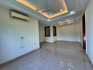 Room in 2 BHK Builder Floor at East Of Kailash – for Sale