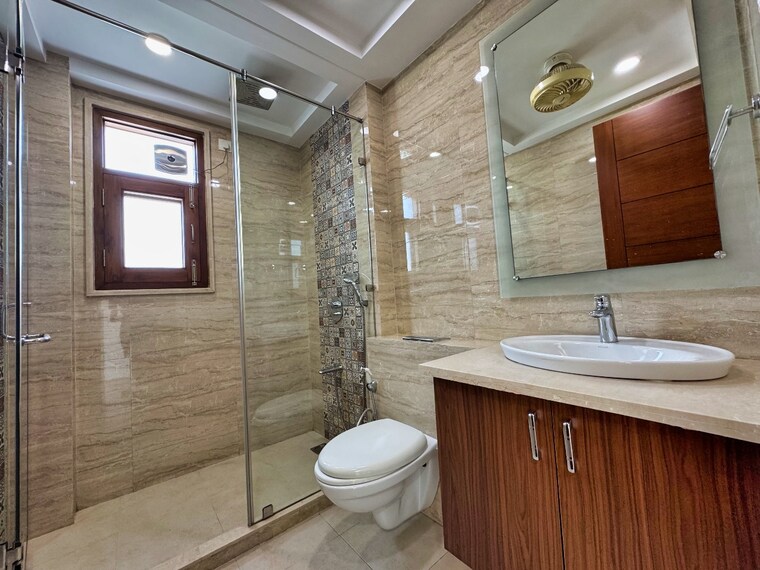 Bathroom, east of kailash 2 Bedroom 1395 Sq.Ft. Builder Floor In East Of Kailash Delhi 9210014