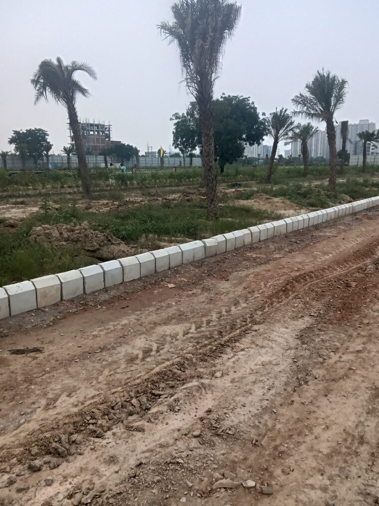 undefined, knowledge park v greater noida  160 Sq.Yd. Plot In Knowledge Park V Greater Noida Greater Noida 9209986