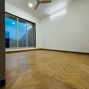 Room in 1 BHK Apartment at Dynamic Crest, Shilphata – for Sale