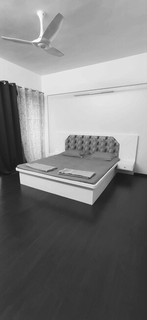 Bedroom in 3.5 BHK Apartment at Kalpataru Jade Residences, Baner – for Rent