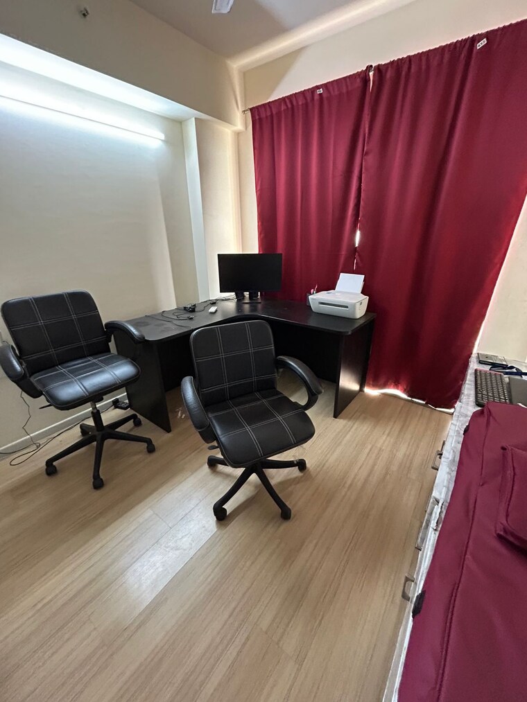 Team Area, dlf-the-skycourt 3 Bedroom 1931 Sq.Ft. Apartment In Sector 86 Gurgaon 9209885