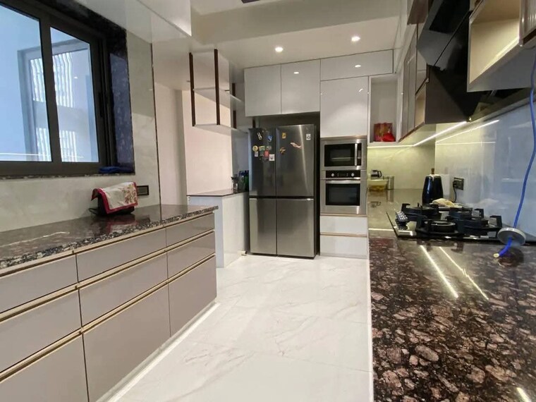 Kitchen, paras-quartier 4 Bedroom 6000 Sq.Ft. Apartment In Gwal Pahari Gurgaon 9210019