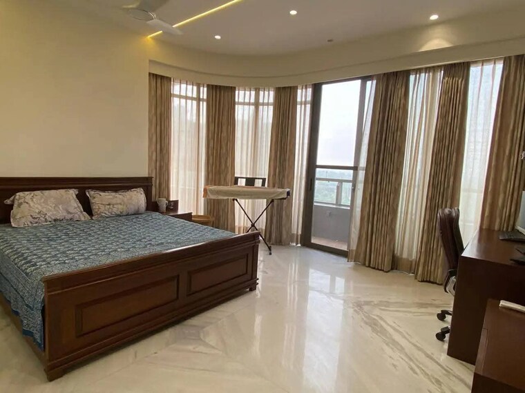 Bedroom, paras-quartier 4 Bedroom 6000 Sq.Ft. Apartment In Gwal Pahari Gurgaon 9210019