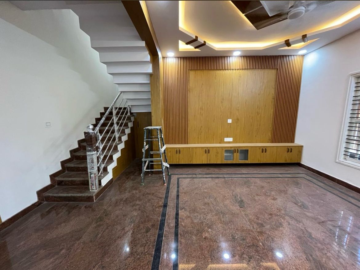 6 BHK + Pooja Room,Extra Room Independent House For Sale in Sahakara Nagar