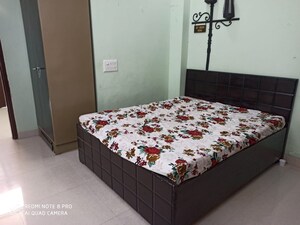 Bedroom in 1 BHK Apartment at Sector 28 – for Rent