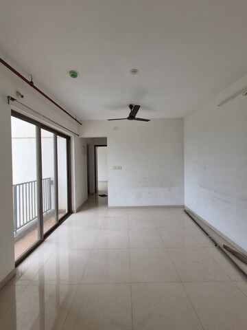 Room in 1 BHK Apartment at Runwal My City, Dombivli East – for Rent