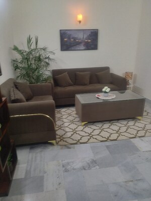 2 BHK Apartment For Rent in DLF Silver Oaks, Sector 26