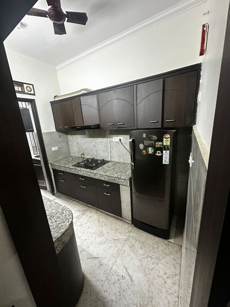 Kitchen, dlf phase i 2 Bedroom 1450 Sq.Ft. Builder Floor In Dlf Phase I Gurgaon 9210285