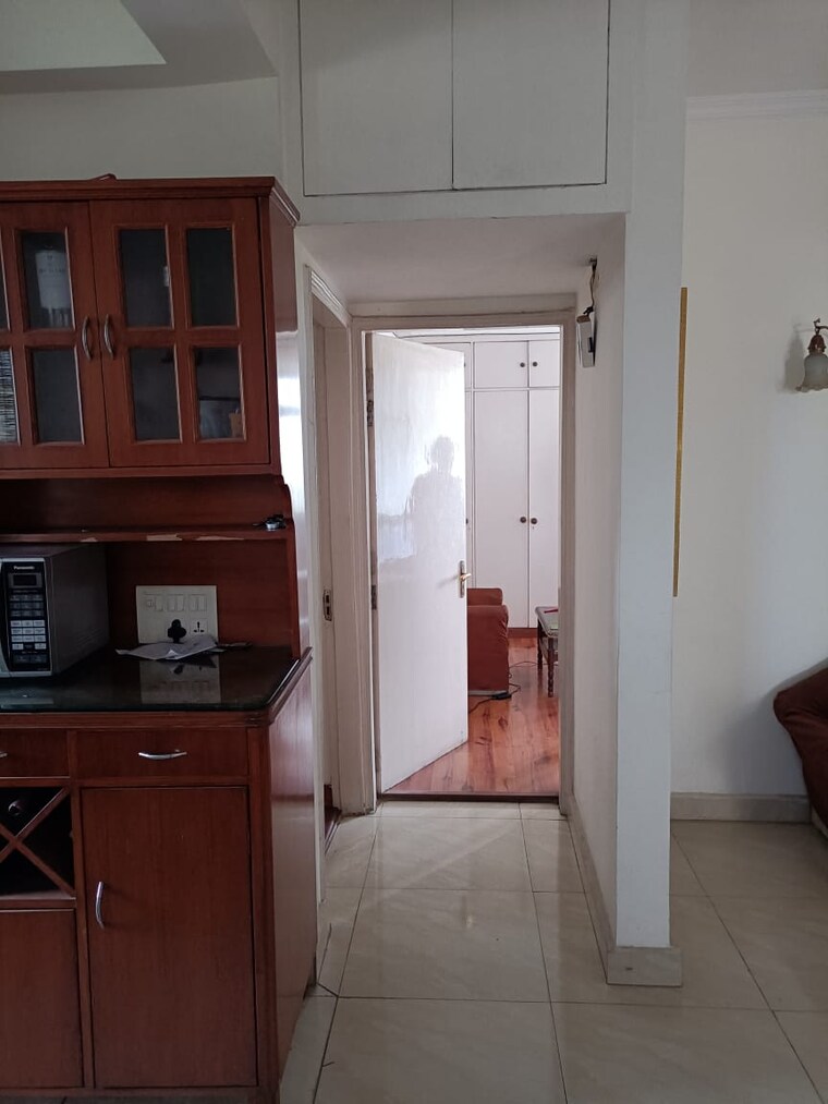 Kitchen, dlf-silver-oaks 2 Bedroom 1150 Sq.Ft. Apartment In Sector 26 Gurgaon 9210308