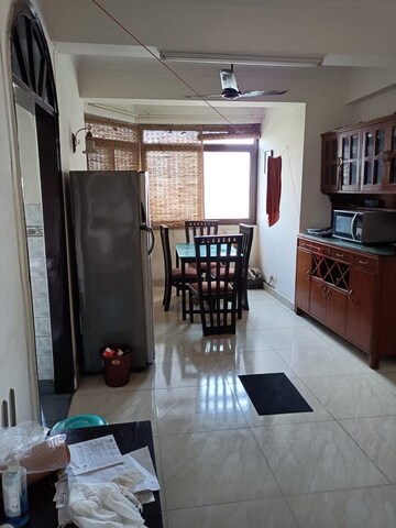 Living Room in 2 BHK Apartment at DLF Silver Oaks, Sector 26 – for Rent
