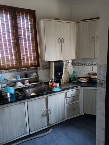 Kitchen in 2 BHK Apartment at DLF Silver Oaks, Sector 26 – for Rent